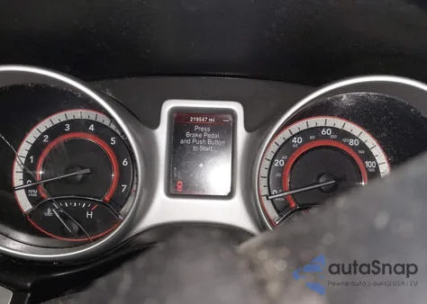 2016 Dodge Journey Sxt z USA, uszkodzony, nr VIN 3C4PDCBB5GT153926